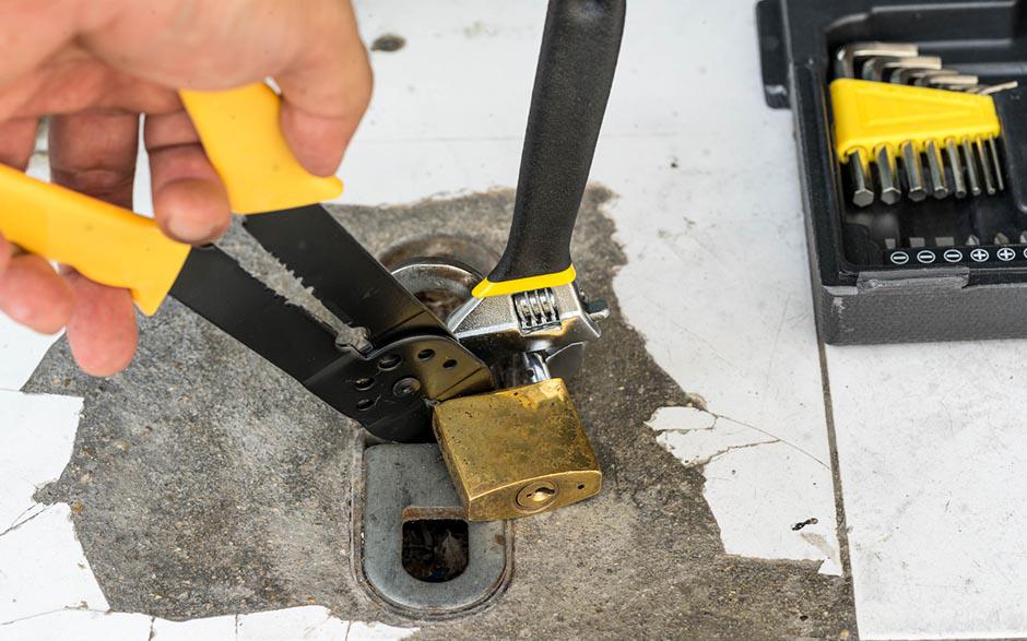 changer un barillet de porte fermée Magny-les-Hameaux